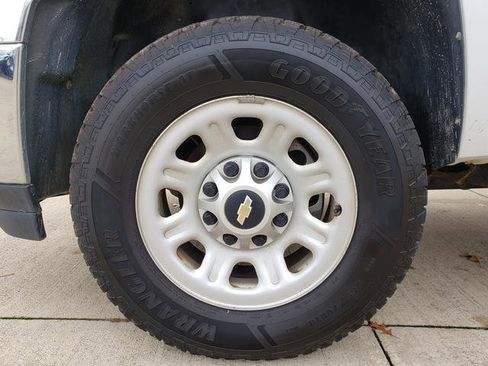 Used 2012 Chevrolet Silverado 3500 W/T image 27