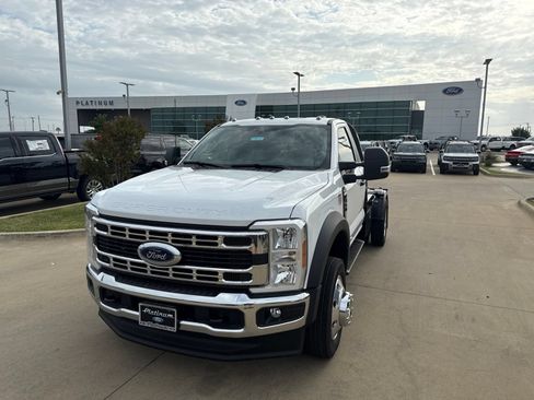 New 2026 Ford F450 XLT w/ XLT Value Package AWD/4WD image 32