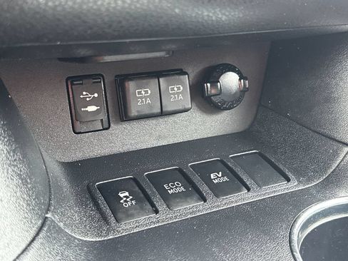 Used 2019 Toyota Highlander Limited AWD/4WD image 27