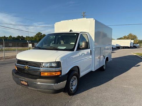 New 2025 Chevrolet Express 3500 w/ Power Convenience Package image 3