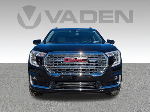 Used 2023 GMC Terrain Denali image 33