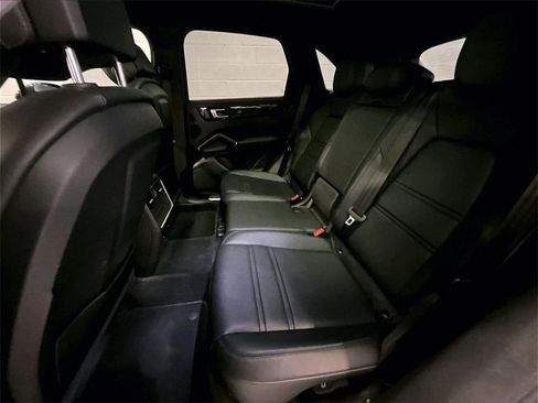 Certified 2023 Porsche Cayenne image 22