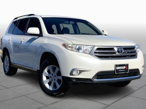 Used 2013 Toyota Highlander SE image 3