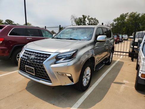 Used 2021 Lexus GX 460 Premium w/ Premium Package AWD/4WD image 2