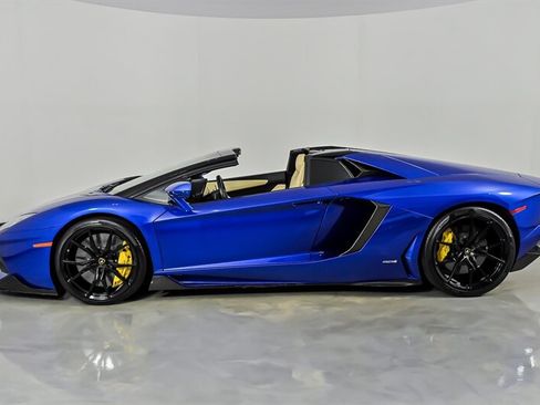 Used 2014 Lamborghini Aventador LP 700-4 AWD/4WD image 6