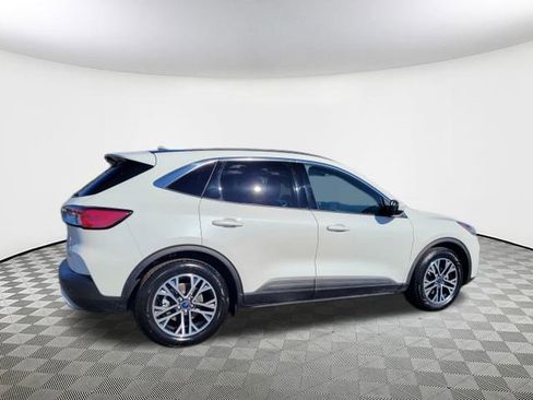 Used 2020 Ford Escape SEL image 8