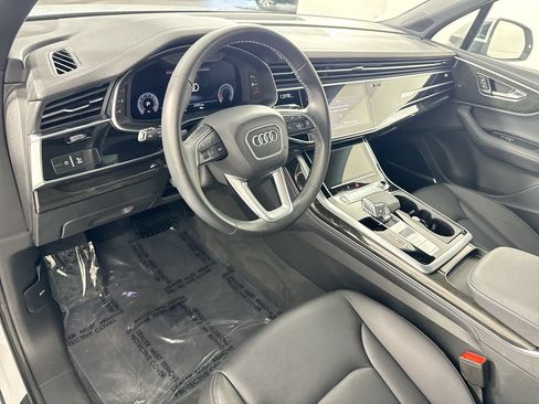 Used 2025 Audi Q7 3.0T Premium Plus w/ Premium Plus Package AWD/4WD image 9