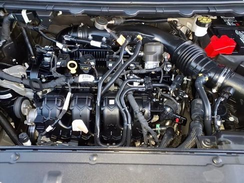 Used 2024 Ford Edge SEL image 30