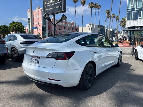 Used 2023 Tesla Model 3 Standard Range RWD image 5