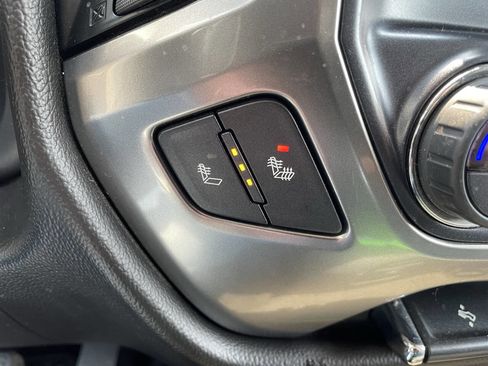 Used 2018 Chevrolet Silverado 1500 LT w/ All Star Edition image 20