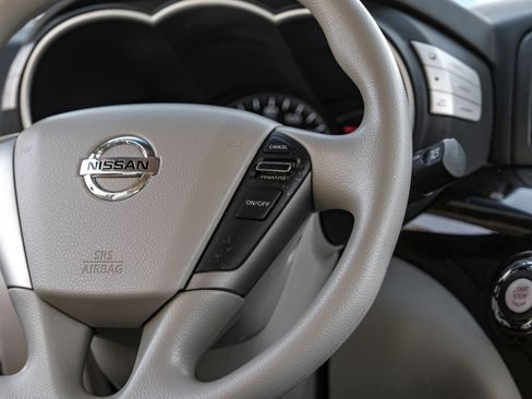 Used 2015 Nissan Quest S FWD image 15