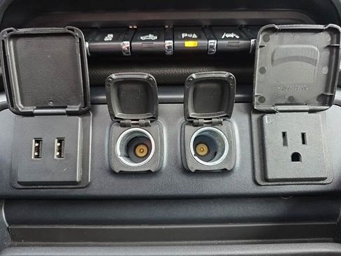 Used 2018 Chevrolet Silverado 1500 LTZ Z71 w/ Redline Edition image 32