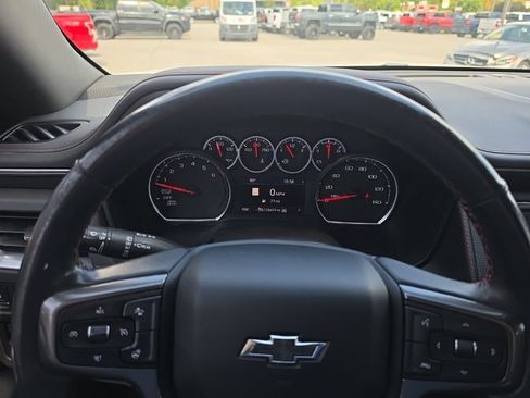 Used 2021 Chevrolet Tahoe RST w/ Luxury Package AWD/4WD image 11