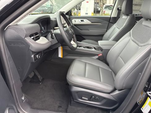 New 2026 Ford Explorer Active w/ Active Comfort Package RWD image 20