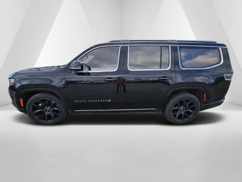 Used 2022 Jeep Grand Wagoneer Series III w/ Rear Seat Video Group 1 image 4