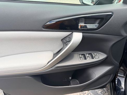 Used 2024 Mitsubishi Eclipse Cross SEL AWD/4WD image 14