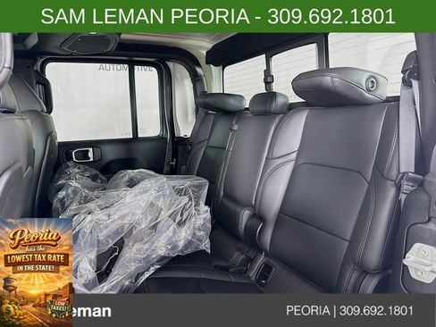 New 2025 Jeep Gladiator Sport image 23