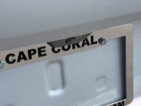 New 2026 Jeep Grand Cherokee L Laredo image 32