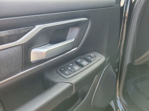 Used 2023 RAM 1500 Big Horn AWD/4WD image 18