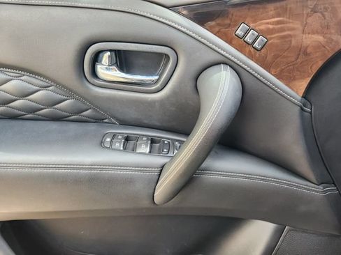 Used 2018 INFINITI QX80 2WD w/ Deluxe Technology Package image 24