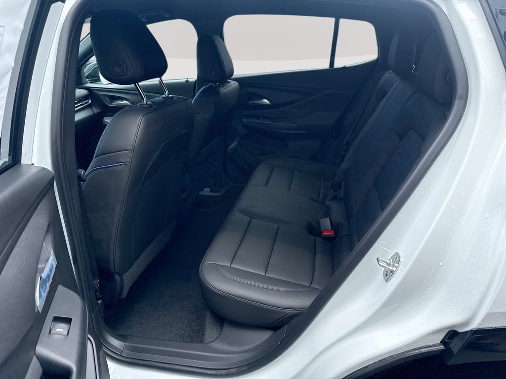 New 2026 Buick Envista Sport Touring w/ Convenience I Package FWD image 23