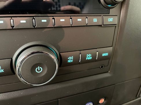 New 2025 Chevrolet Express 2500 Extended w/ Driver Convenience Package image 33