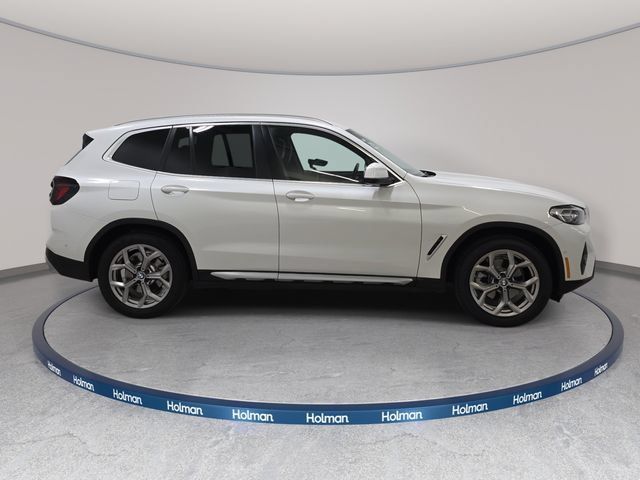 Certified 2024 BMW X3 xDrive30i w/ Premium Package w/ZPA AWD/4WD image 4