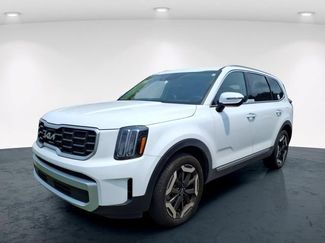 Used 2025 Kia Telluride S FWD video 2