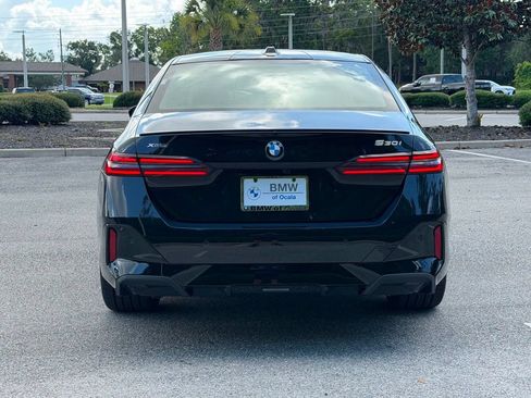 Certified 2026 BMW 530i xDrive w/ M Sport Package AWD/4WD image 4