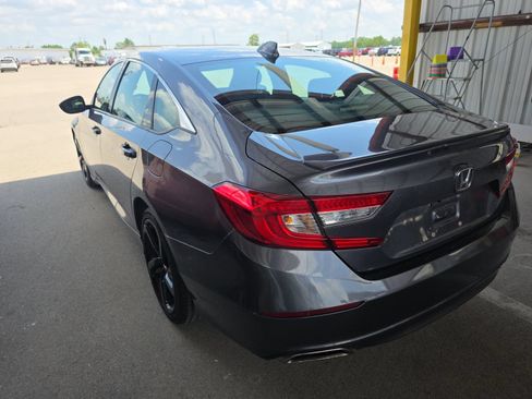 Used 2020 Honda Accord Sport image 8