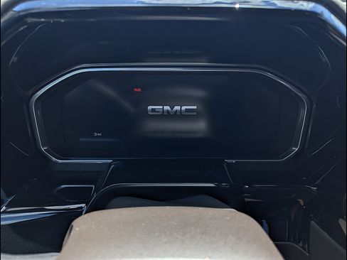 New 2026 GMC Sierra 1500 SLT w/ SLT Premium Plus Package AWD/4WD image 2