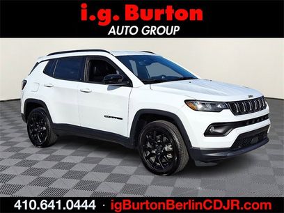Used 2025 Jeep Compass Latitude w/ Convenience Group