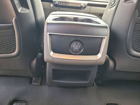 Used 2026 Kia Carnival EX FWD image 15