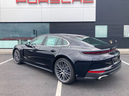 Used 2025 Porsche Panamera 4 AWD/4WD image 3