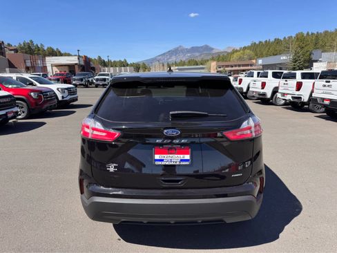 Used 2024 Ford Edge SE image 4