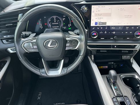 Certified 2023 Lexus RX 350 w/ Accessory Package (Z1) image 18