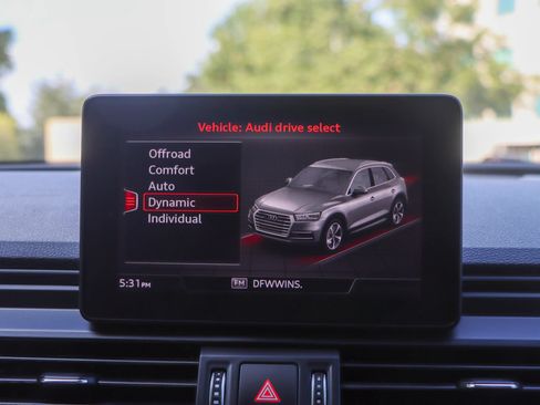 Used 2019 Audi Q5 2.0T Premium w/ Convenience Package AWD/4WD image 36