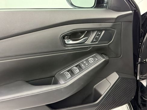 Used 2025 Honda Accord Sport image 25