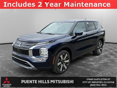 New 2025 Mitsubishi Outlander SE