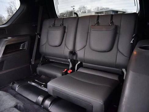 Used 2021 Lexus GX 460 Premium w/ Premium Package image 28