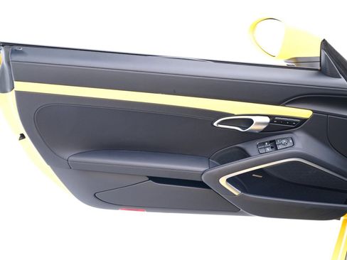 Used 2025 Porsche 718 Boxster S image 22