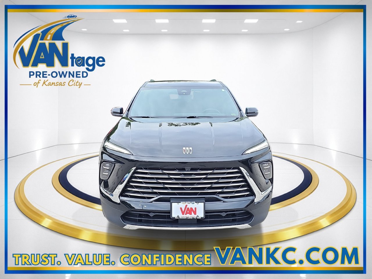 Used 2026 Buick Enclave Preferred w/ Power Package FWD image 2