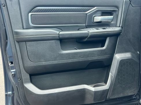 Used 2025 RAM 2500 Big Horn AWD/4WD image 18