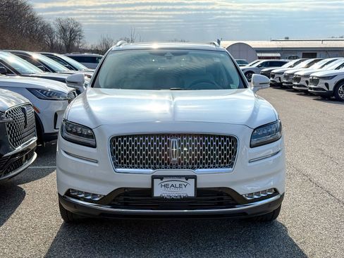 Used 2022 Lincoln Nautilus Black Label w/ Cargo Utility Package image 2