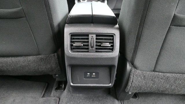 Used 2021 Nissan Rogue SV AWD/4WD image 19