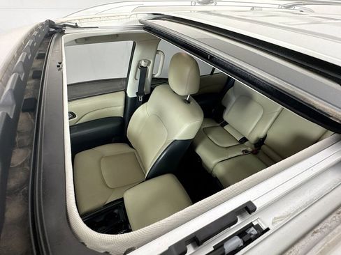 Used 2024 INFINITI QX80 Premium Select w/ Cargo Package image 28