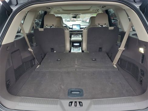 Certified 2024 Lincoln Aviator Reserve w/ Equipment Group 201A image 34