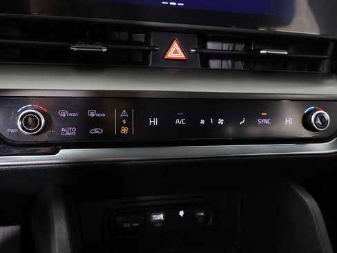 Certified 2023 Kia Sportage EX image 49