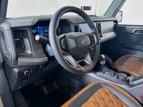 Used 2024 Ford Bronco Big Bend AWD/4WD image 9