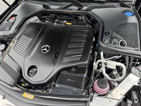 Used 2022 Mercedes-Benz E 450 Cabriolet image 5